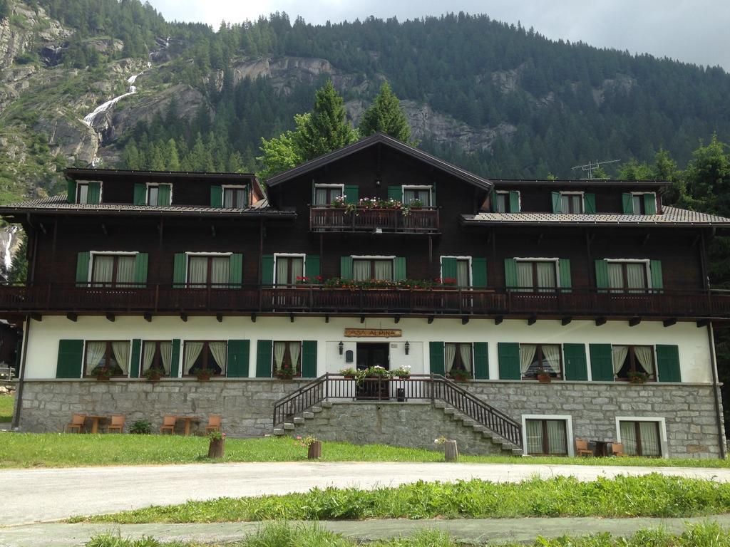 مبيت وإفطار ماكوجناجا Casa Alpina Don Guanella المظهر الخارجي الصورة